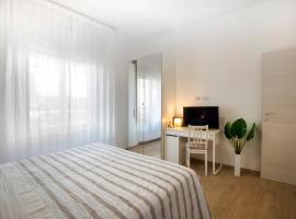 Appartamento Carducci Fiera Rho Milan，位于佩罗的酒店