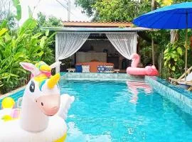 Sweet Floresta Pool Villa