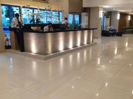 RHM Condostaycation Sea Residences Place，位于马尼拉的酒店