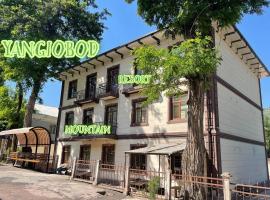 YANGIOBOD MOUNTAIN RESORT，位于Karabau的酒店