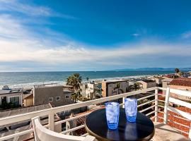 Beautiful Views - Sand Section of Manhattan Beach 2 Bed/2 Bath，位于曼哈顿海滩的度假短租房