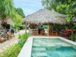 Antema Lodge Secteur Tamarindo, piscine, yoga, gym, jungle et paix，位于塔马林多的度假短租房