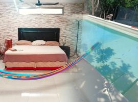 CASA LILI 2: Luxurious/Amplio/Hot Water/Economic/Wifi/TV，位于巴利亚多利德的酒店