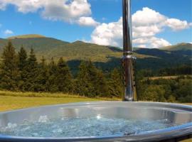 Bieszczadzka Chatka- domek góralski，位于斯梅瑞克的酒店