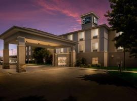 Best Western Coffeyville Central Business District Inn and Suites，位于Coffeyville的酒店