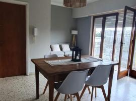 Azul Alvear Suites，位于阿苏尔的度假短租房