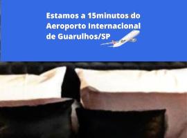 Pousada Casa dos Gattos - Próx ao Aeroporto Guarulhos，位于瓜鲁柳斯Adamastor Cultural Center附近的酒店