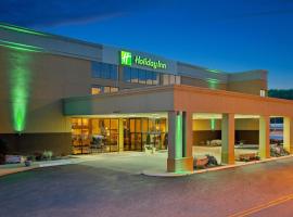 Holiday Inn Morgantown - Reading Area, an IHG Hotel，位于New Morgan切斯特县卡尔森机场 - CTH附近的酒店