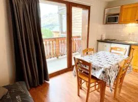 Studio cabine pour 4 avec parking gratuit à La Joue du Loup - FR-1-504-633