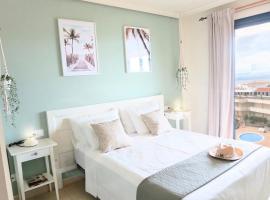 Beautiful,boho,sea view Los Gigantes apartment，位于圣地亚哥港的酒店