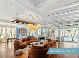 becozy du Lac Self-Check In Hotel Riviera Edition，位于韦登斯维尔的酒店