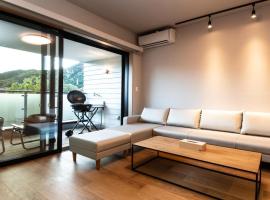 Rakuten STAY MOTEL Nikko Kinugawa Garage Concept Room，位于日光的汽车旅馆