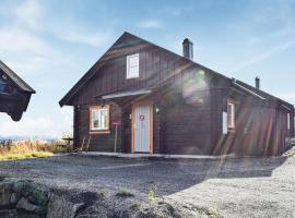 Amazing Home In Kongsberg With House A Panoramic View，位于康斯博的别墅