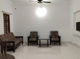 Sapphire Luxury Apartment，位于蓬蒂切里的豪华酒店
