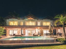 Luxurious Villa at Puerto Bahia with Great Views，位于圣塔芭芭拉-山美纳的度假屋