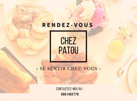 Chez Patou，位于拉瓦勒的住宿加早餐旅馆