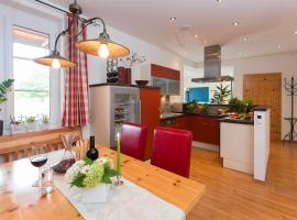 Komfort Appartements Zirbenland - adults only - no dogs，位于Weißkirchen in Steiermark的酒店