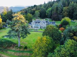 The Lake Lodge, Wansfell Holme, Windermere，位于安布尔塞德的木屋