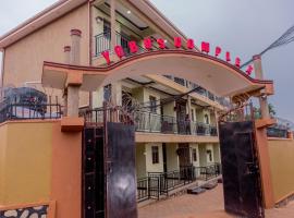 Yobo's Complex Guest House，位于坎帕拉的旅馆
