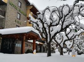 索拉特酒店，位于埃斯波特的酒店