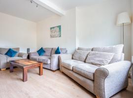 Millfield House - Cosy 2 bed house in Motherwell，位于马瑟韦尔的公寓