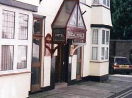 The Regal Hotel，位于坎伯恩的酒店