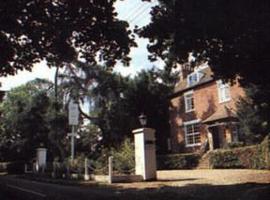 Waltham Court Hotel，位于坎特伯雷的酒店