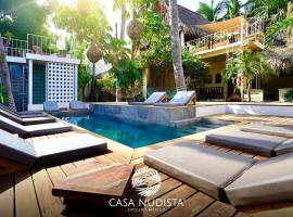 Casa Nudista - LGBT Hotel，位于兹波利特Zipolite Walkway附近的酒店