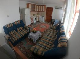 Gazipasa/Alanya Airport Apt 5minBEACH/5minAIRPORT，位于加济帕夏的酒店