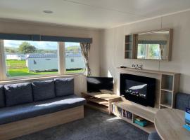 Haven Craig Tara Holiday Park - GD's Caravan Hire，位于艾尔的酒店