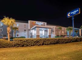 Comfort Inn Pensacola near NAS Corry Station，位于彭萨科拉Warrington Village Shopping Center附近的酒店