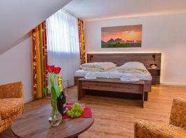 Hotel Zwei Linden - links der Elbe - Niedersachsen，位于Balje的酒店