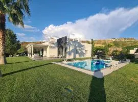 Villa con piscina