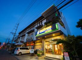 Madonna Hometel and Suites New Pandan，位于Panabo的酒店