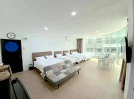 CN Homestay B2 Floor 2 at Nagoya Hill Mall