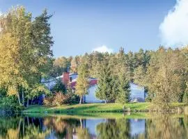 Four-Bedroom Holiday Home In Sianow