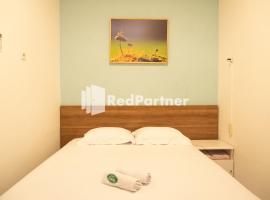 House Of Cokro near Malioboro Area Mitra RedDoorz，位于Ngabean的汽车旅馆