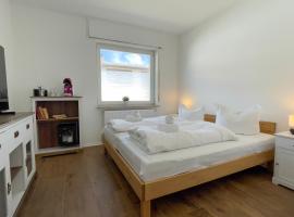 Gästezimmer Alter Duhner Weg，位于库克斯港顿恩的酒店