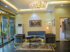 Luxury apartment Open，位于瓦里的酒店
