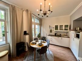 Adorable, cosy apartment at the Heroes' Square Budapest，位于布达佩斯威达罕亚德城堡附近的酒店