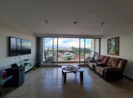 Apartment with city view in Oasis de San José