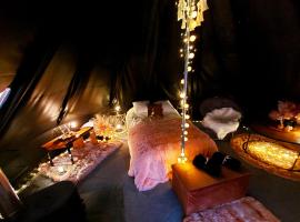 Glamping in - luxury tent，位于ŠunupisCepkeliai State Nature Reserve附近的酒店