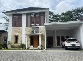AW Lor House - Yogyakarta