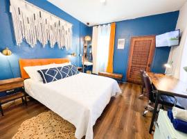 ITH San Diego Mission Beach Backpacker Hostel，位于圣地亚哥的酒店