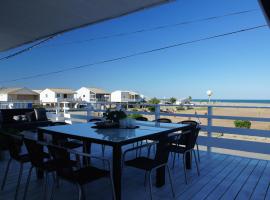 Holiday home Chalet Pleine Vue Sur Mer，位于格吕桑的酒店