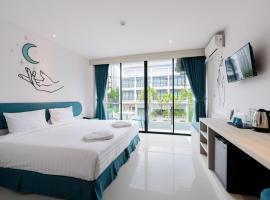 Moon Budget Hotel，位于奥南海滩的酒店