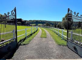 Le Gîte Marguerite - Calvados : vue panoramique sur la Normandie，位于Hermival-les-Vaux切尔扎野生动物园附近的酒店