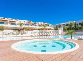 Amazing luxury apartment with sea view 5 min walk to the beach in Jardinana Lotus La Cala de Mijas, Malaga