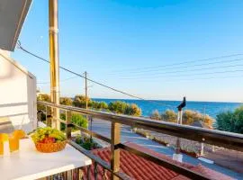 Soso's Apartments -Vacations Next to the Beach