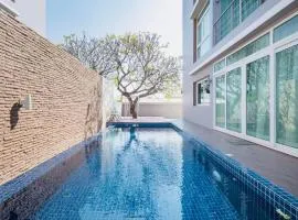 Luxury Pool Villa at Golden Sea Hua Hin